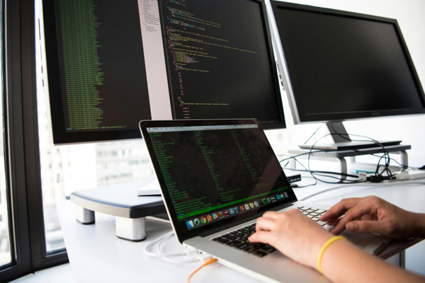 中建八局發(fā)展建設(shè)申請防脫落外墻保溫構(gòu)造設(shè)計方法專利，實現(xiàn)保溫系統(tǒng)長期穩(wěn)定性:外墻保溫